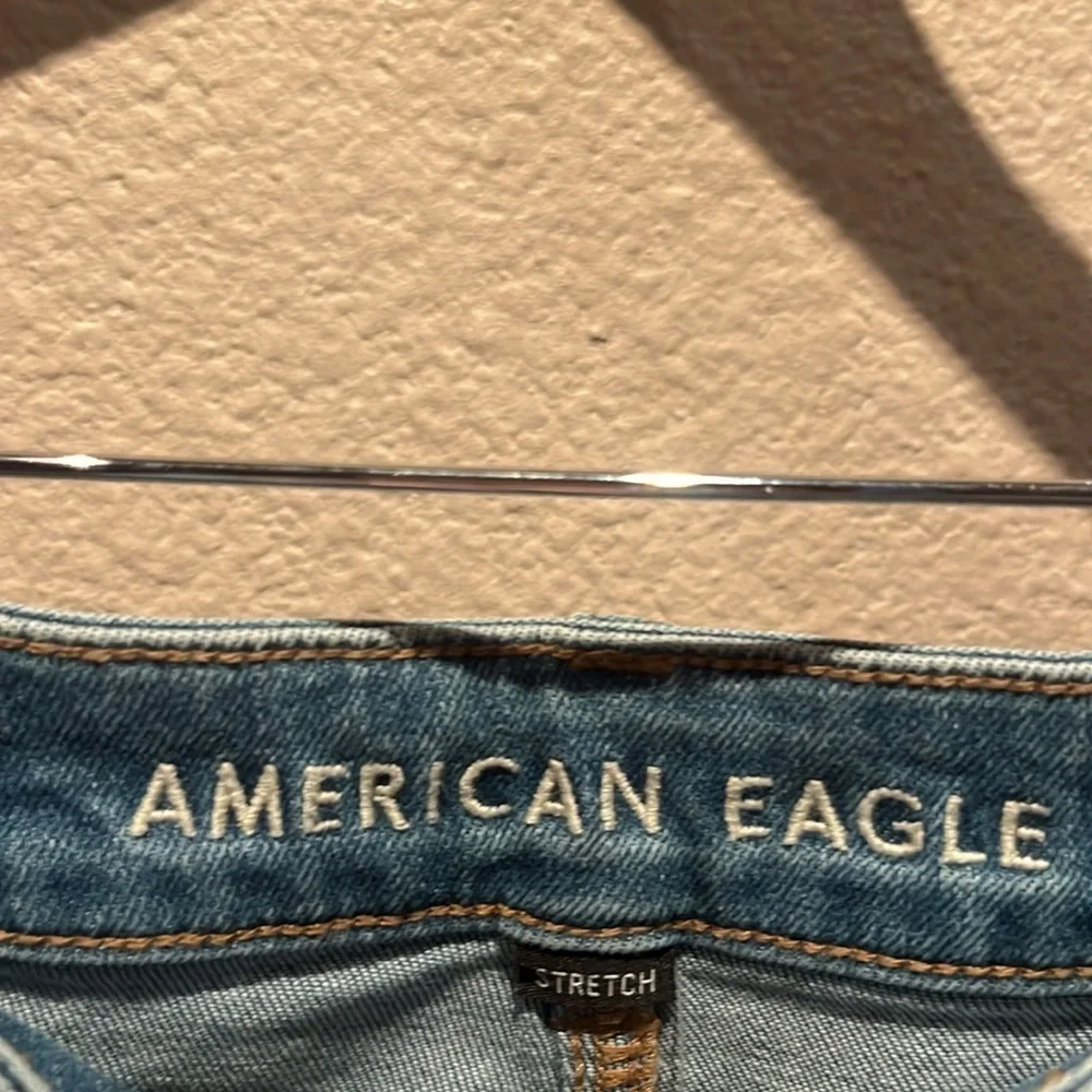 American Eagle Women’s Mom Jeans Denim Jean Shorts Size 00